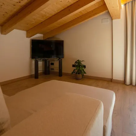 I L'orri Del Pallars Campsite 2*